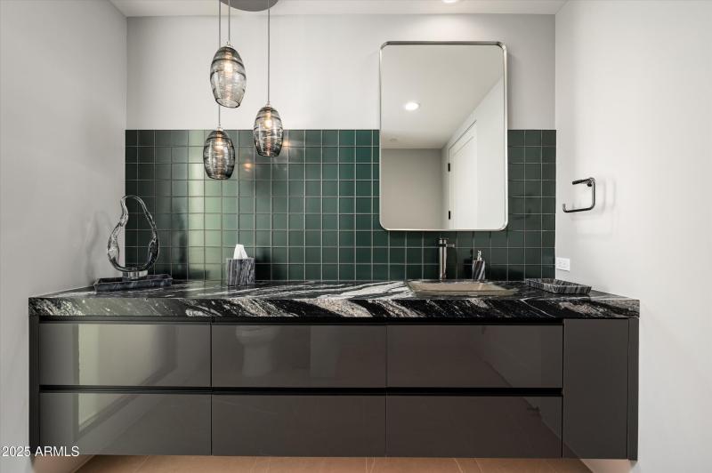 036_Casita 2Office Bathroom