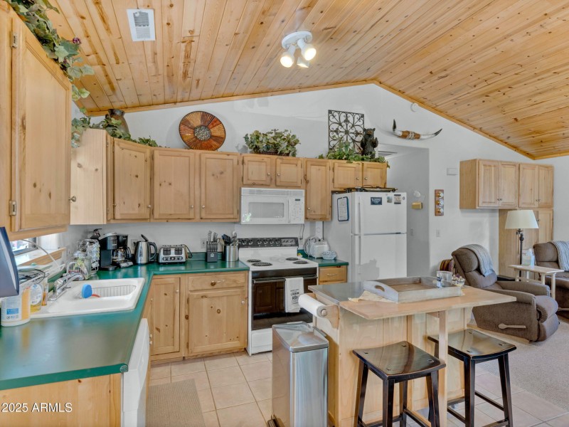 6-web-or-mls-TimberCreekImagery-2