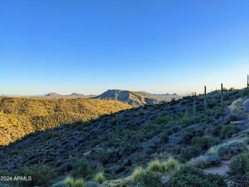 017_017_Long Range Mt Views