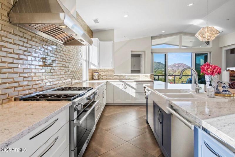 Chef's Kitchen w/Miele Appliances