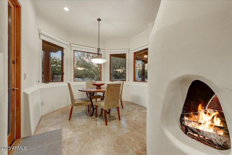 Breakfast RM 3- Way gas fireplace