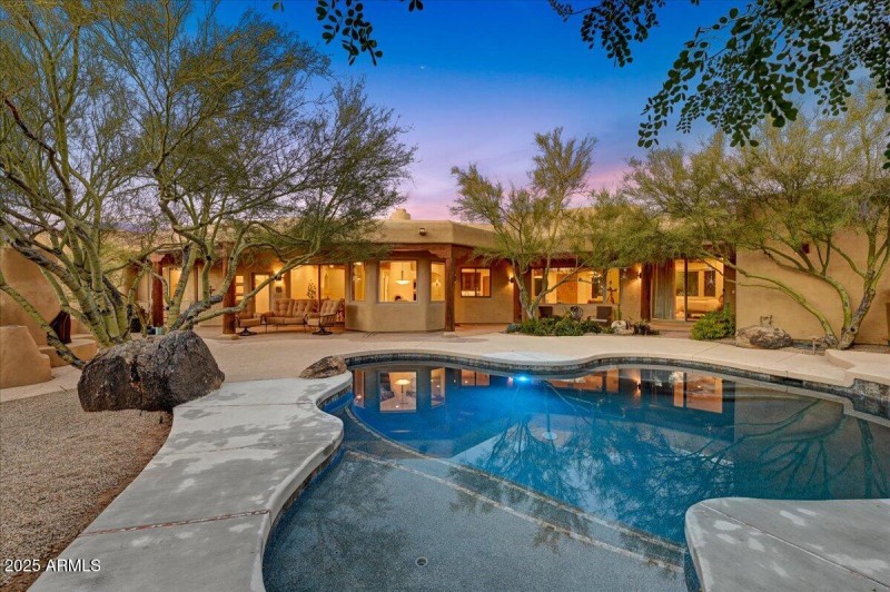 Pool with Baja Entry & Fountain feature