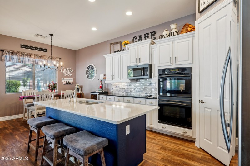 16-print-N 153rd Dr-S2212-016