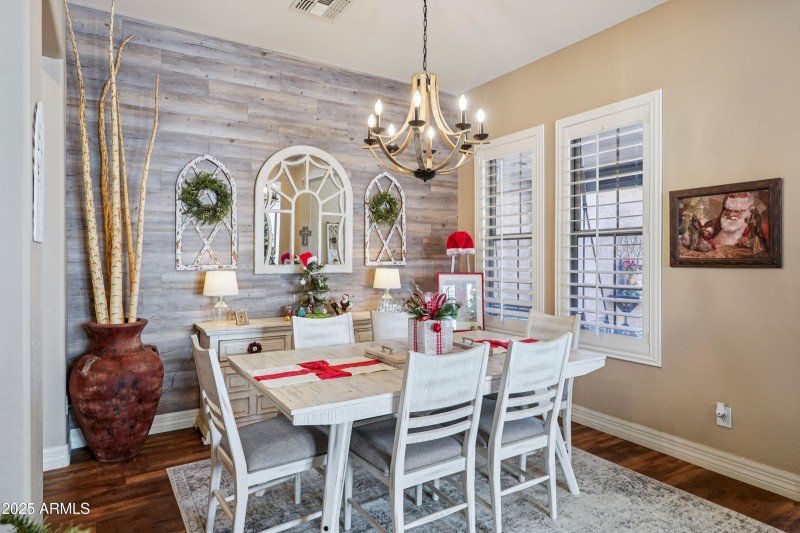 23-print-N 153rd Dr-S2212-023