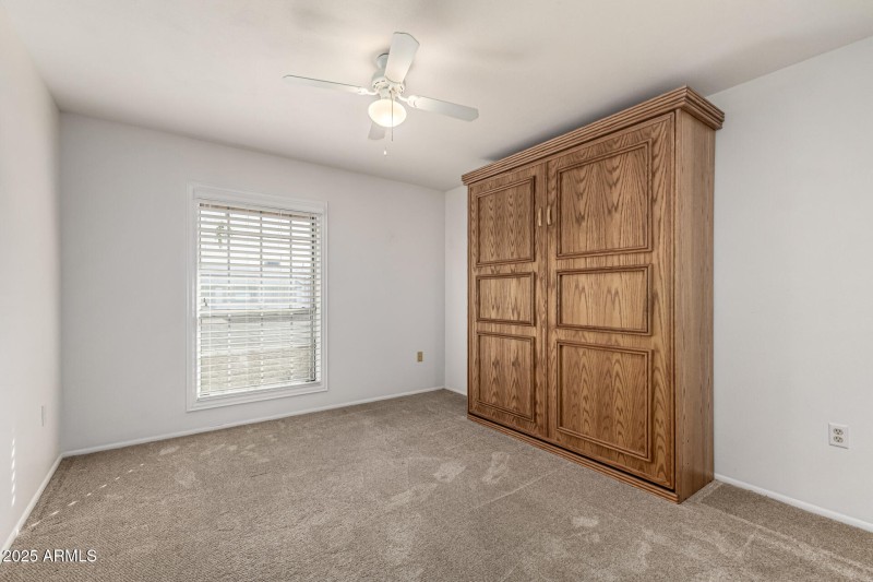 Bedroom 2 w/murphy bed