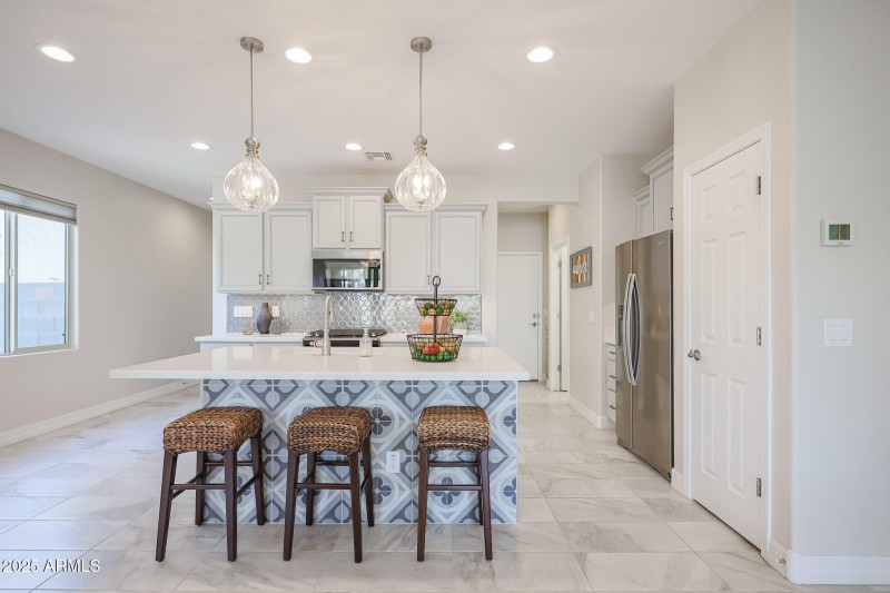 Kitchen Island w/ Accent Tile