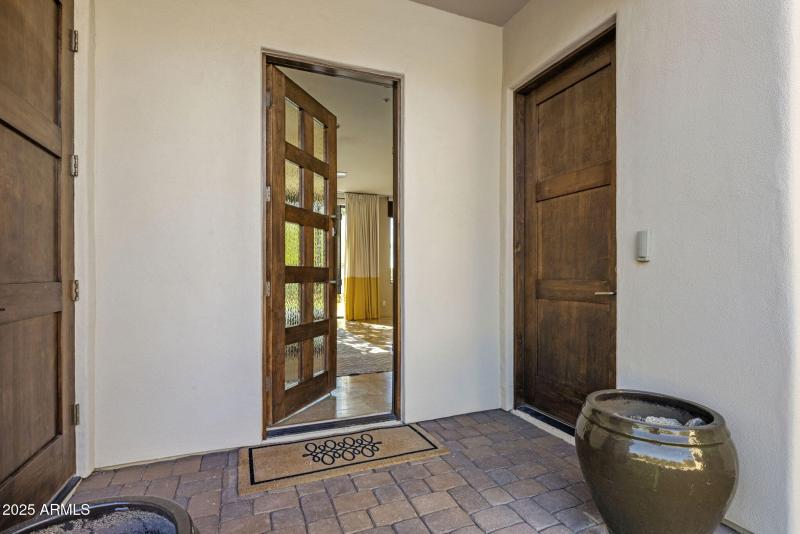 Entry to casita from driveway