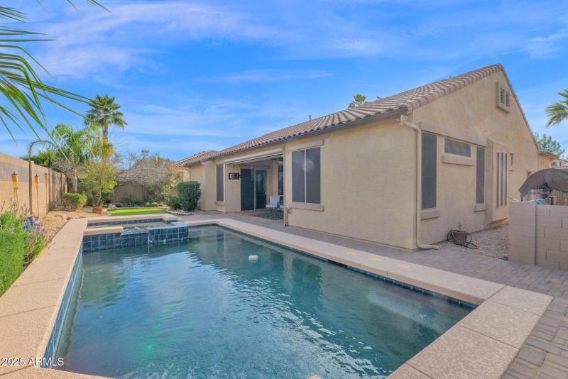 3810 Latham - 34Pool