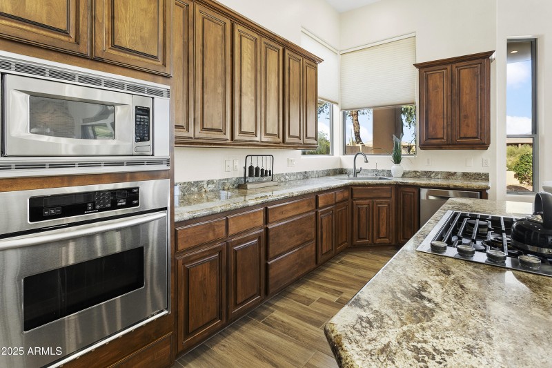 Granite Counters w/ SS Appliances