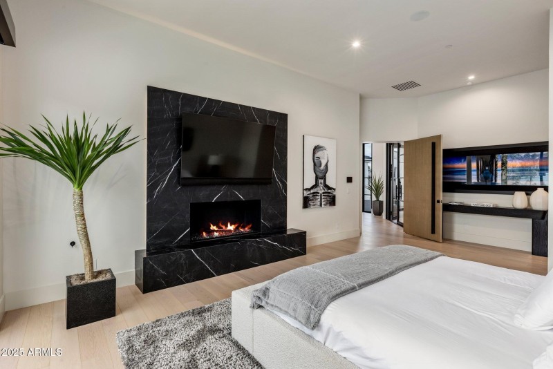 17-web-or-mls-D46A6846