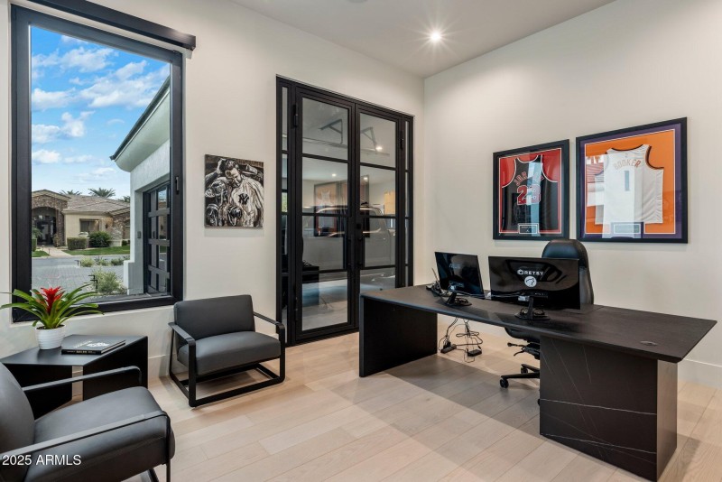 22-web-or-mls-D46A6886