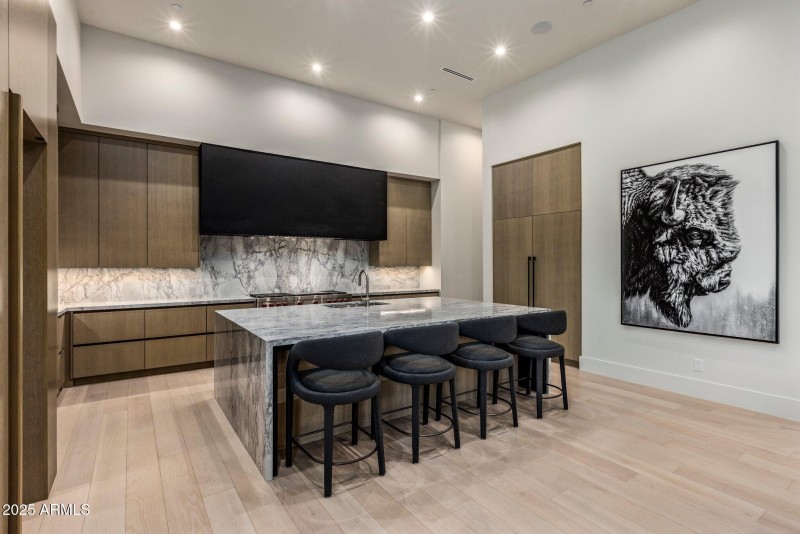 26-web-or-mls-D46A6907