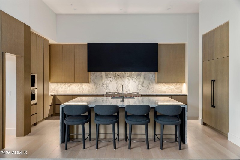 31-web-or-mls-D46A6928