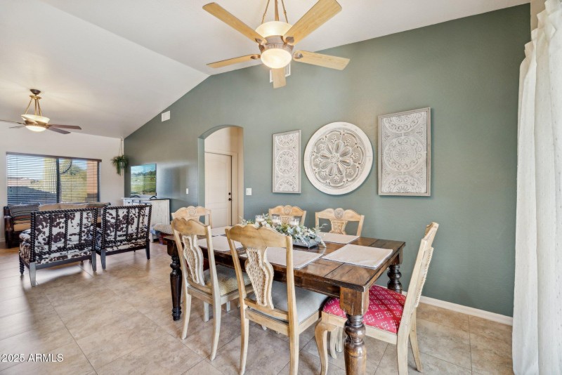 13-web-or-mls-4447-e-red-bird-rd