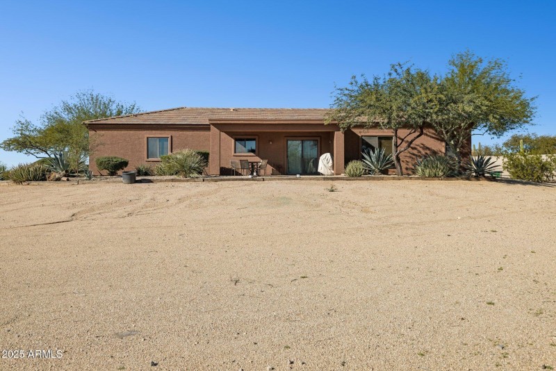56-web-or-mls-4447-e-red-bird-rd