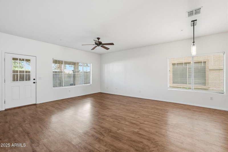 17-web-or-mls-017_ListerPros