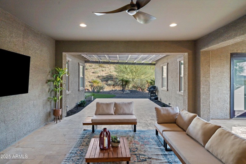 47-Large Covered Patio