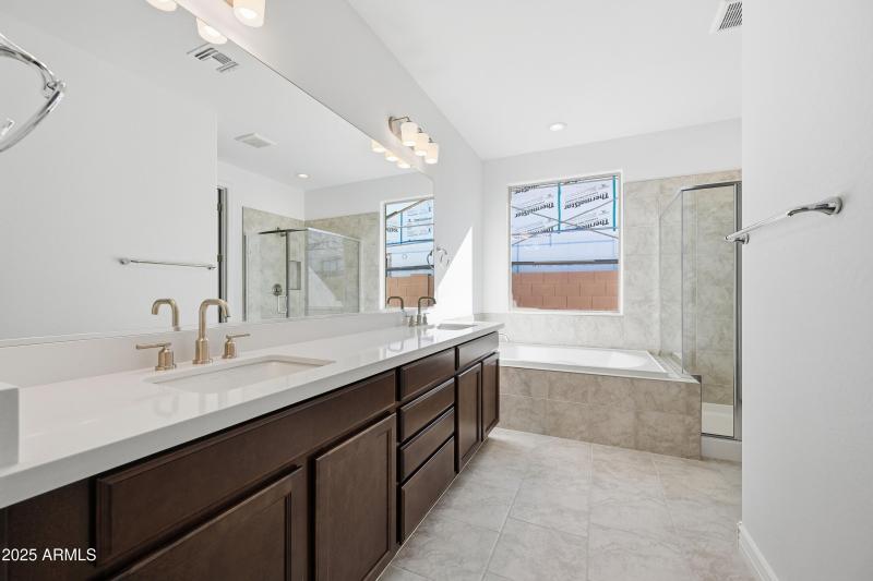 17080 W Hackamore Drive ~ Ready Now!