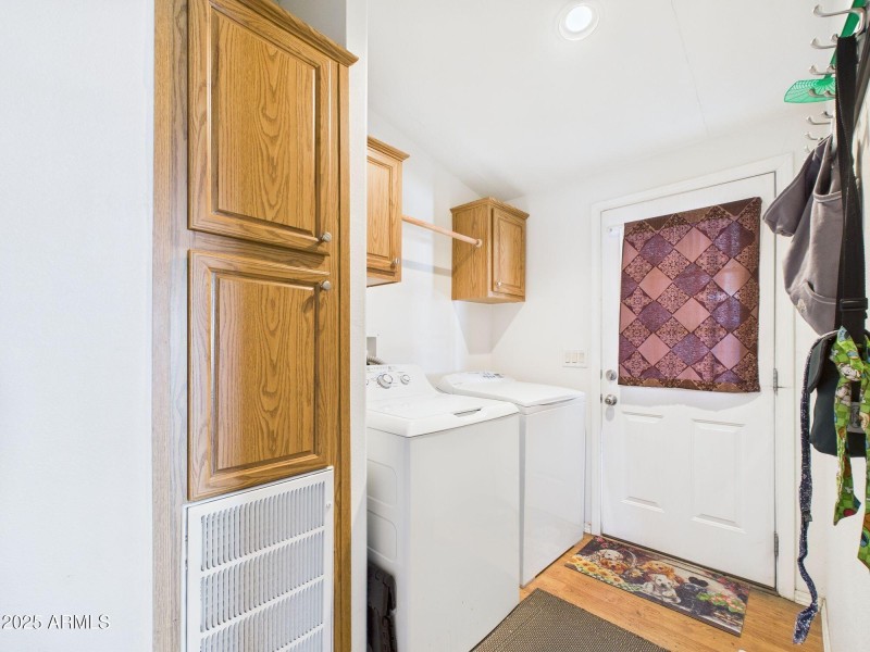 11-web-or-mls-CAM03379G0-PR0167-STILL011