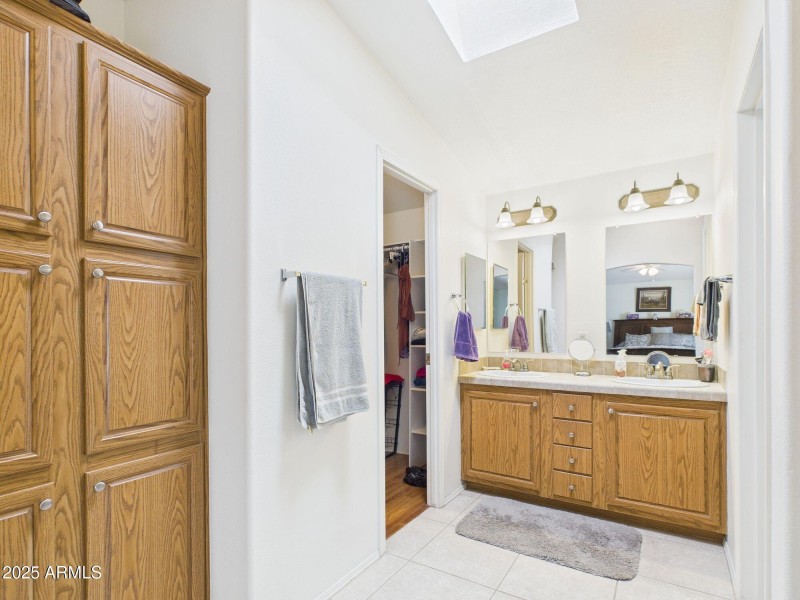 19-web-or-mls-CAM03379G0-PR0167-STILL019