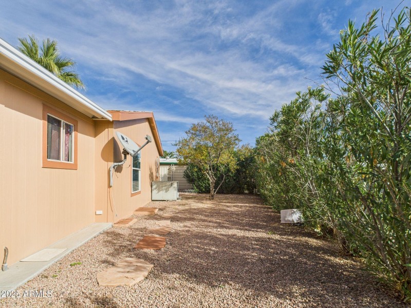 24-web-or-mls-CAM03379G0-PR0167-STILL024