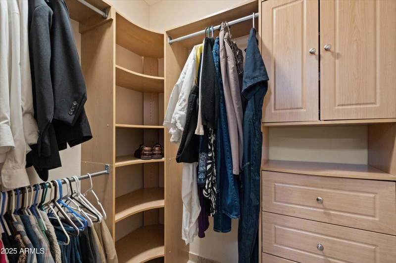 Basement Primary Suite Closet