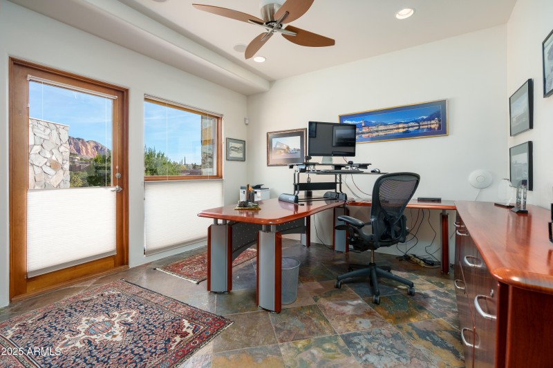 Casita Office/Bedroom