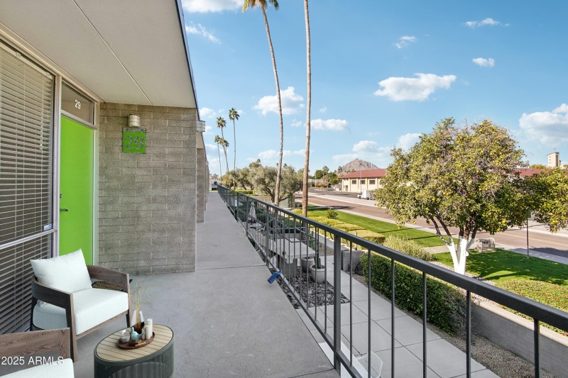 1-print-4-print-E 2nd St-S2212-004_vs