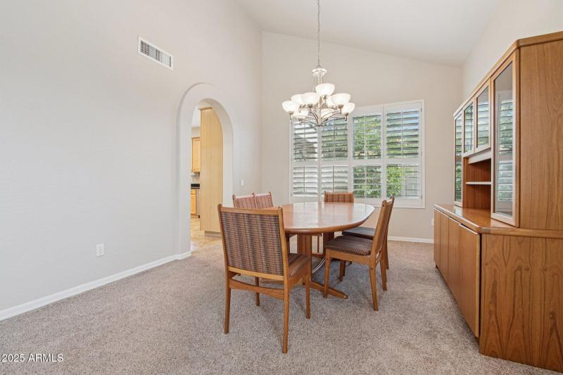 7-web-or-mls-E Desert Flower Ln-S2412-01