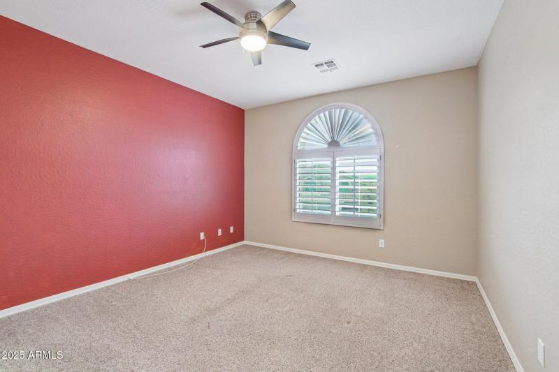 33-web-or-mls-E Desert Flower Ln-S2412-0