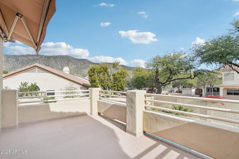 36-web-or-mls-E Desert Flower Ln-S2412-0