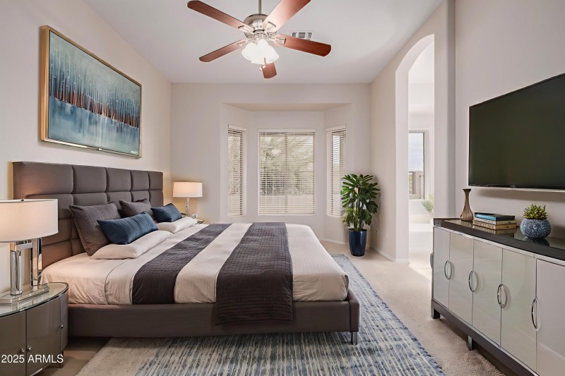 14-Red-Mountain - Bedroom - Modern - 2