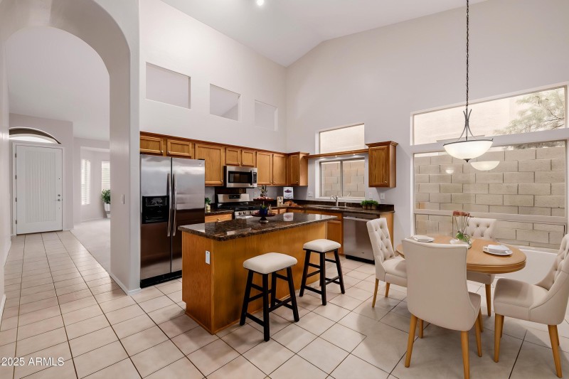 12-Red-Mountain - Kitchen - Standard - 1