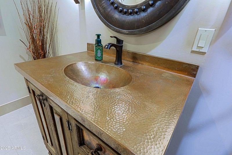 Powder Room 2
