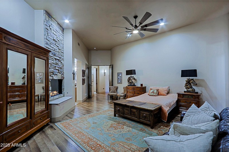 Master Bedroom 3