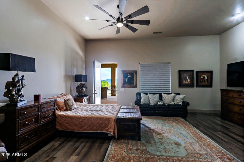 Master Bedroom 2