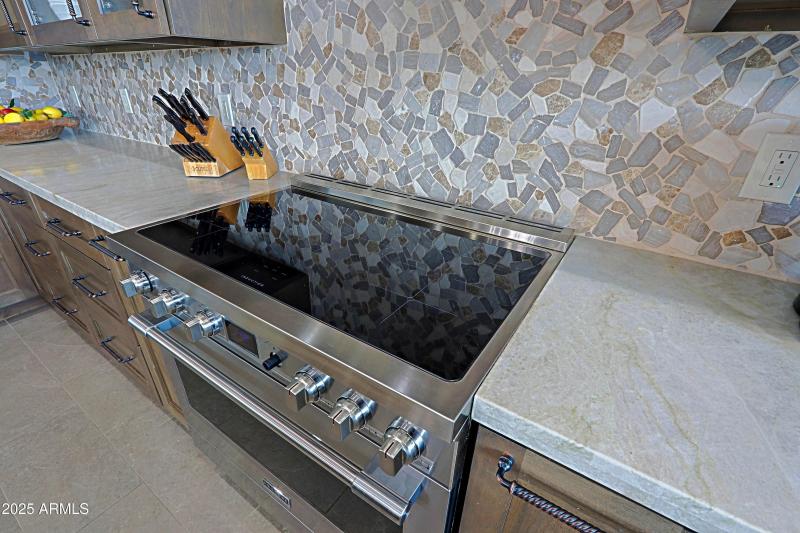 Kitchen 9