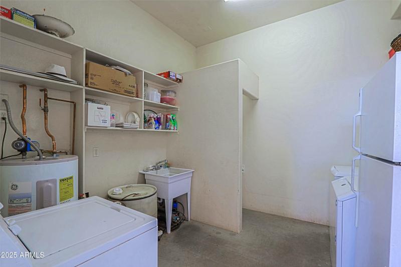 Barn Laundry Room 1