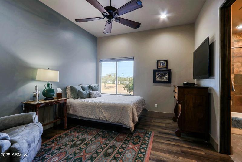 3rd Bedroom Suite 1