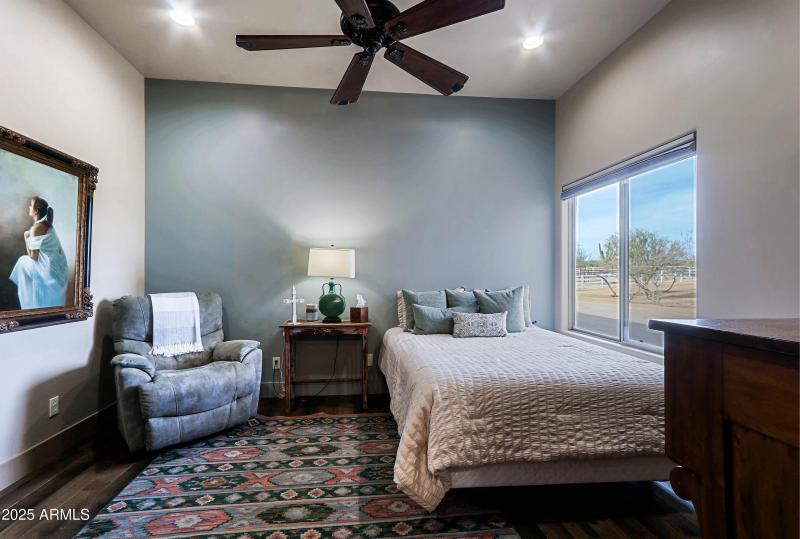 3rd Bedroom Suite 2