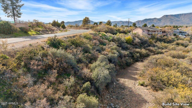 08-DJI_20251222121405_0066_D