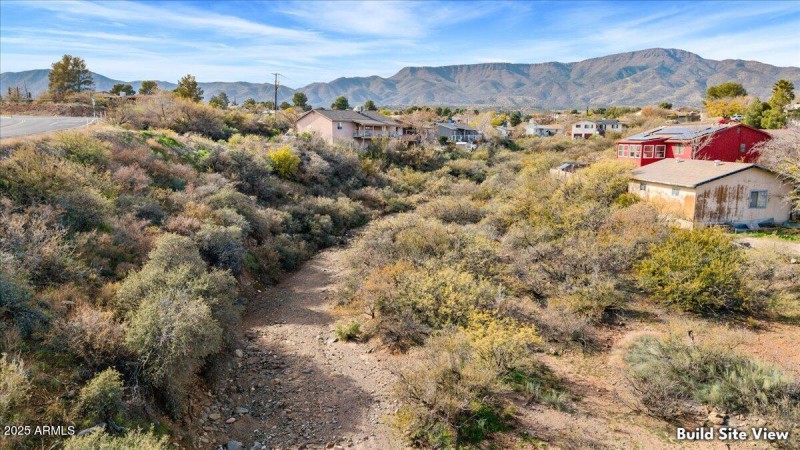 09-DJI_20251222121424_0071_D