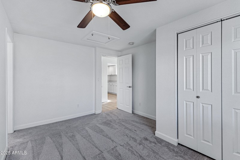 398 W Fairview St-13