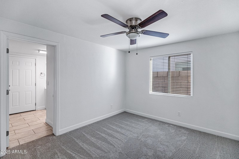 398 W Fairview St-15