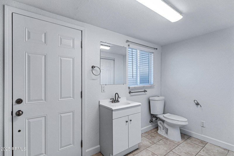 398 W Fairview St-17