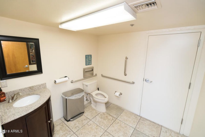 20180425033950714028000000-o