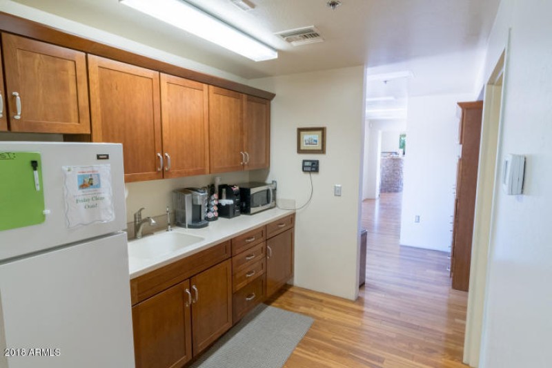 20180425031413086031000000-o