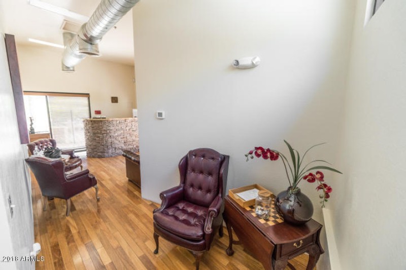 20180425031409343995000000-o