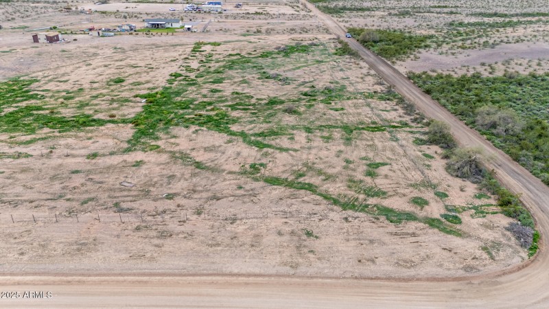 04 - Camelback Drone