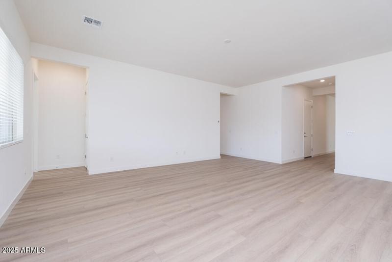 Tri Pointe Terraza 5 - Great Room-1MLS